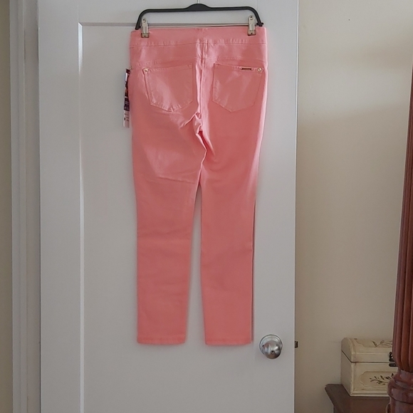 Women's jeans - Picture 2 of 4